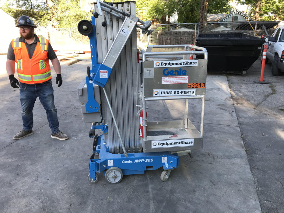 2019 GENIE AWP-30S