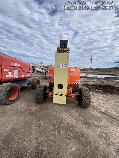 2022 JLG 600AJ
