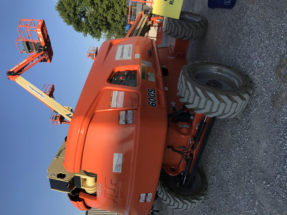 2019 JLG 600S 4WD