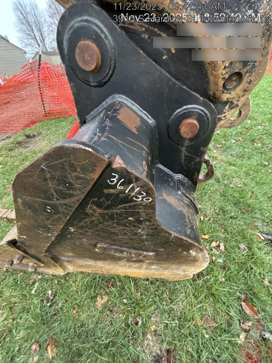 2023 SANY 42" Bucket, 25-35K Excavator - Sany