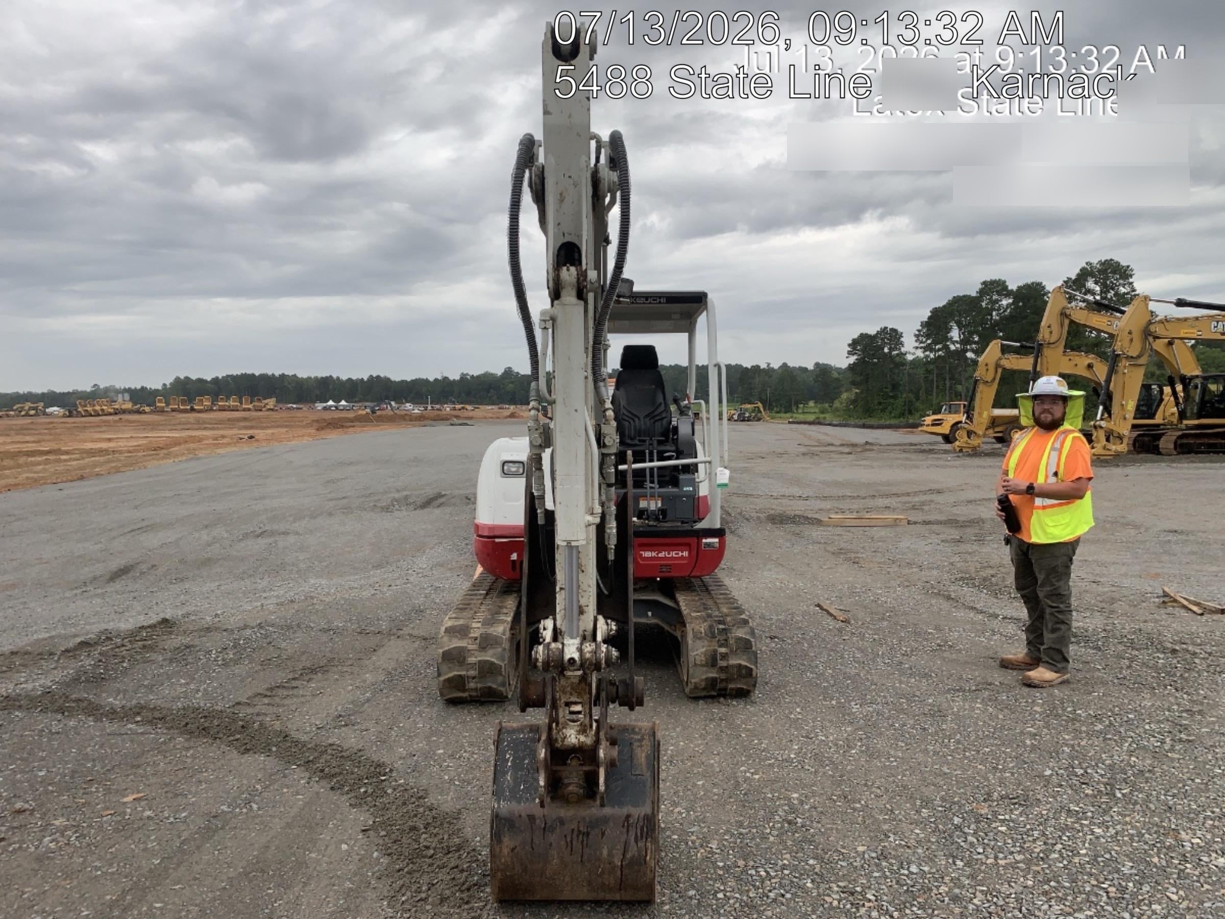 2022 TAKEUCHI TB250-2R