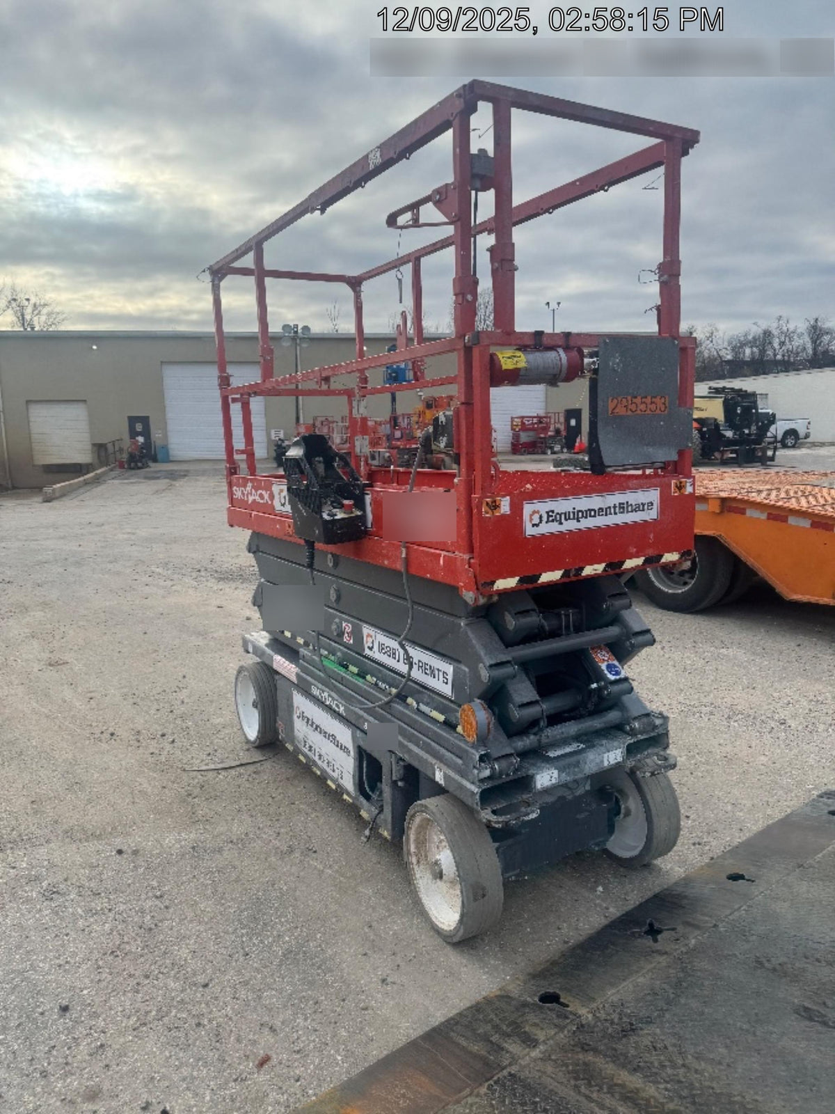 2023 SKYJACK SJ3226
