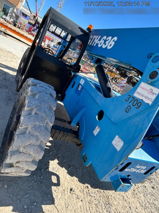 2017 GENIE GTH-636
