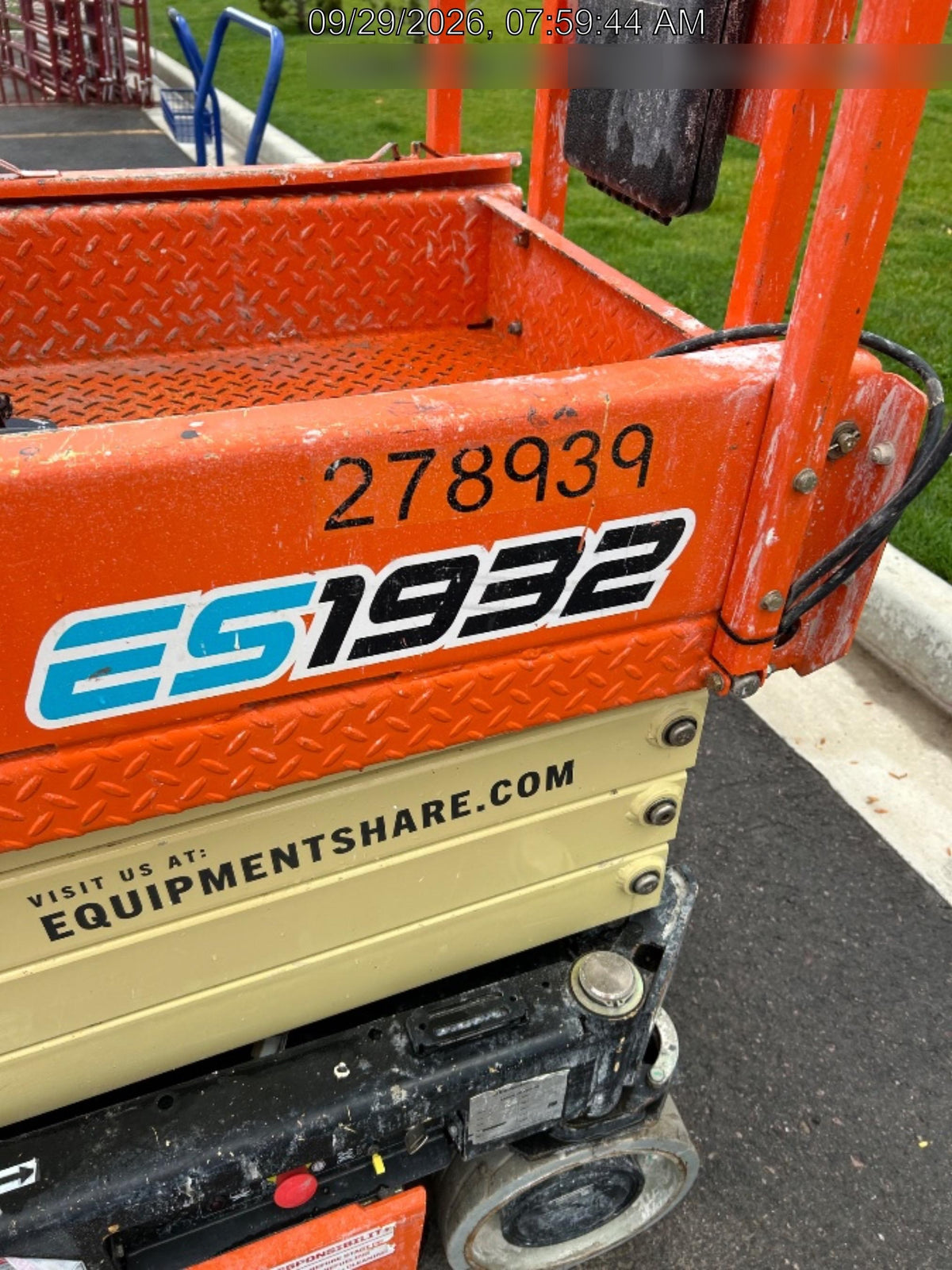 2022 JLG ES1932