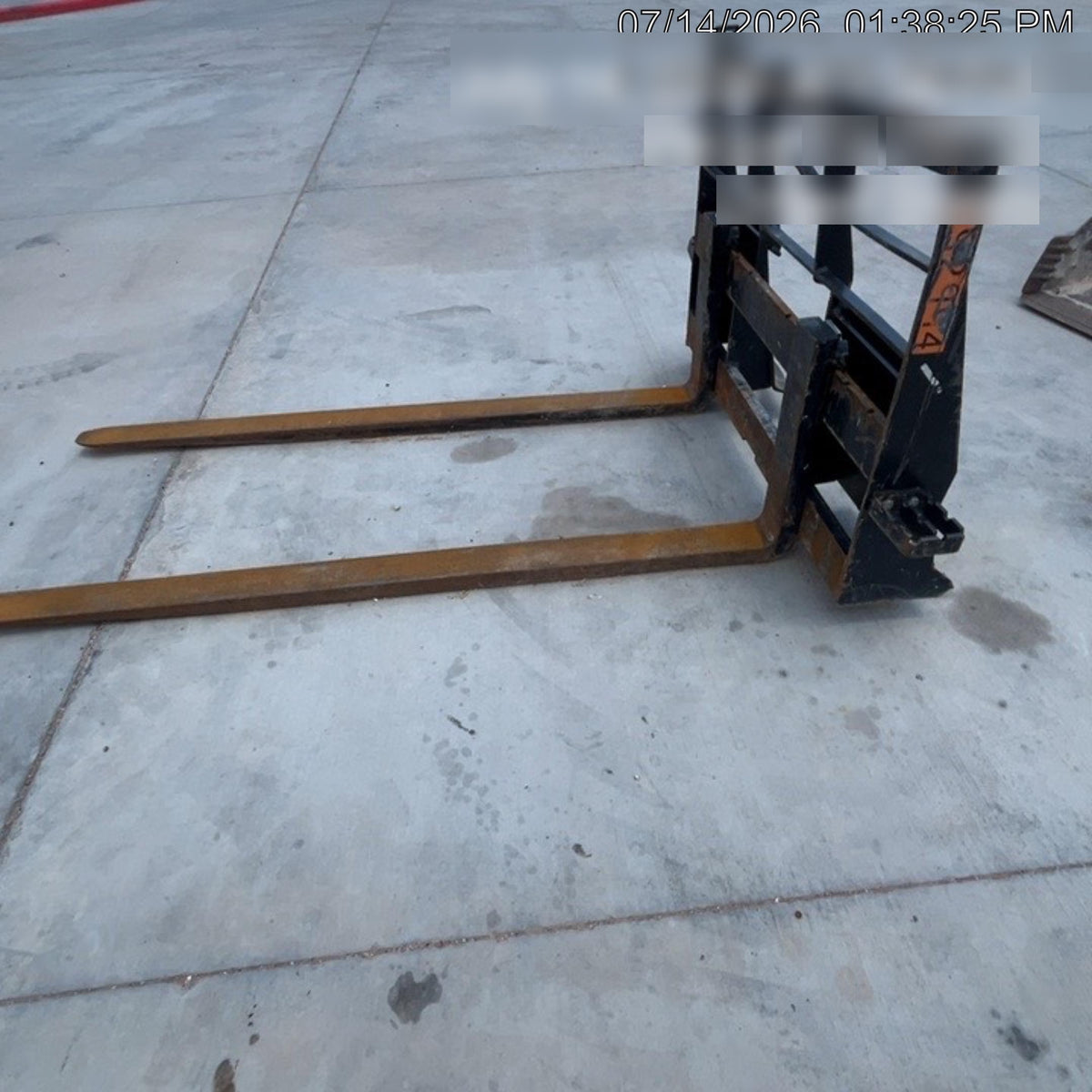 2025 ARROW MATERIAL HANDLING 24" Pallet Fork Frame