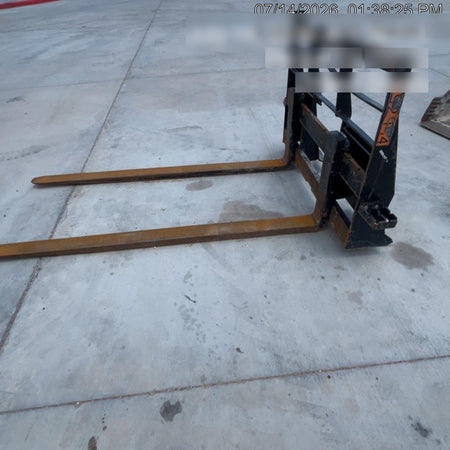 2025 ARROW MATERIAL HANDLING 24" Pallet Fork Frame