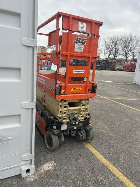 2021 JLG ES1932
