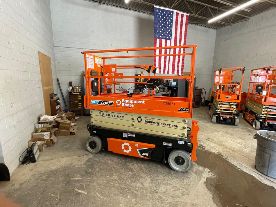 2022 JLG ES2632