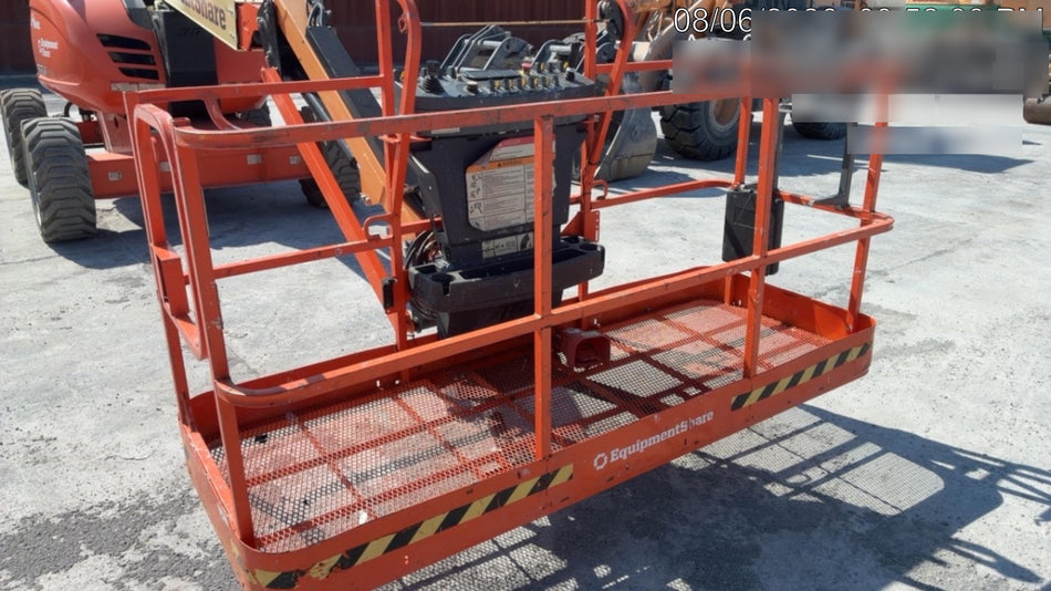2022 JLG 600AJ