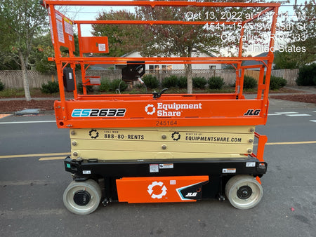 2022 JLG ES2632