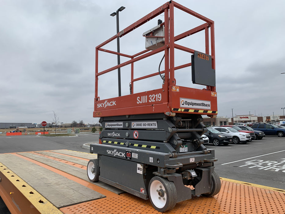 2017 Skyjack SJIII-3219 Standard Rental Specs