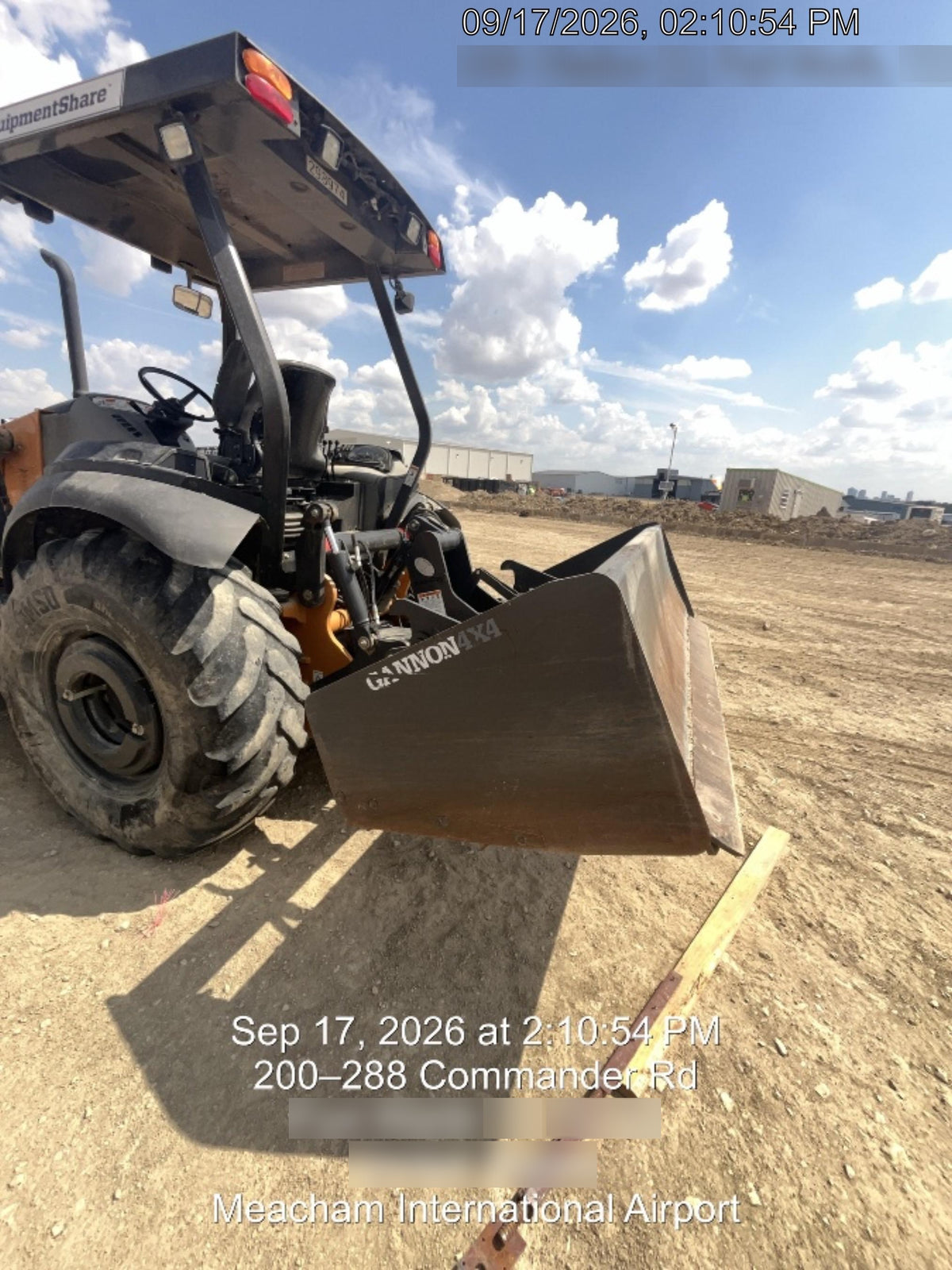 2023 CASE 570N EP