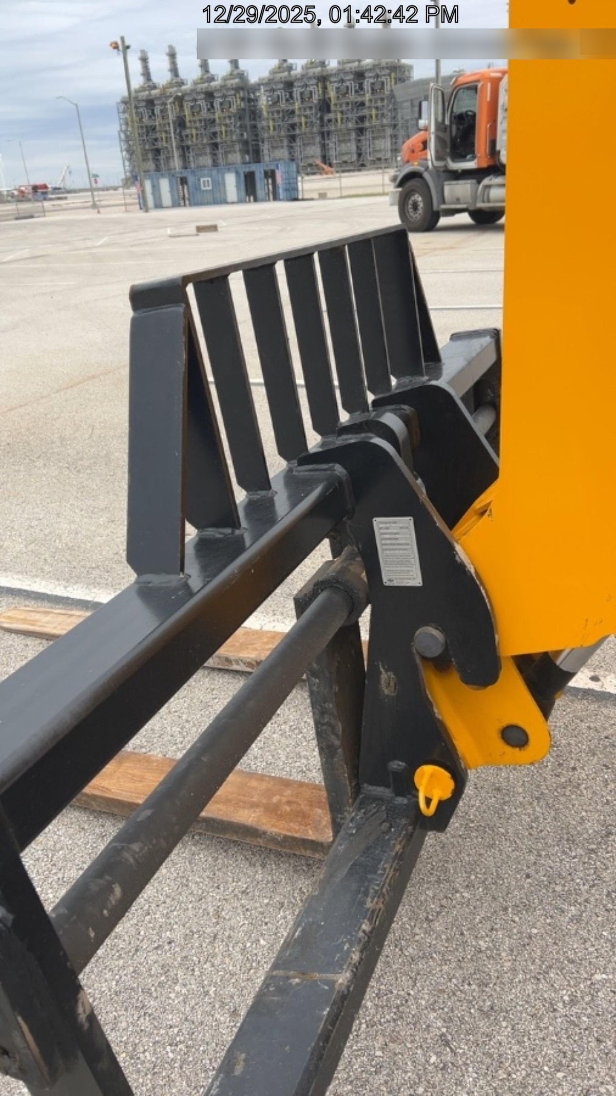 2025 JCB 510-56