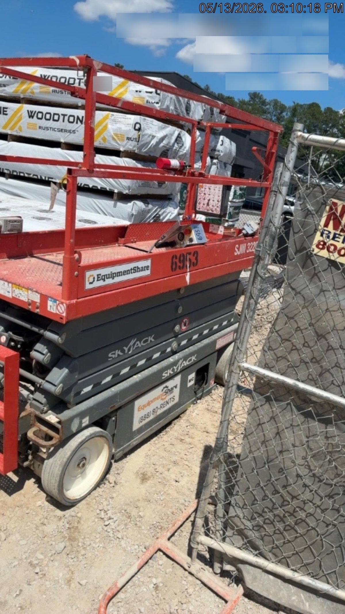 2018 Skyjack SJIII-3226 Skyjack SJIII3226 Scissor Lift w/Trojan Batteries