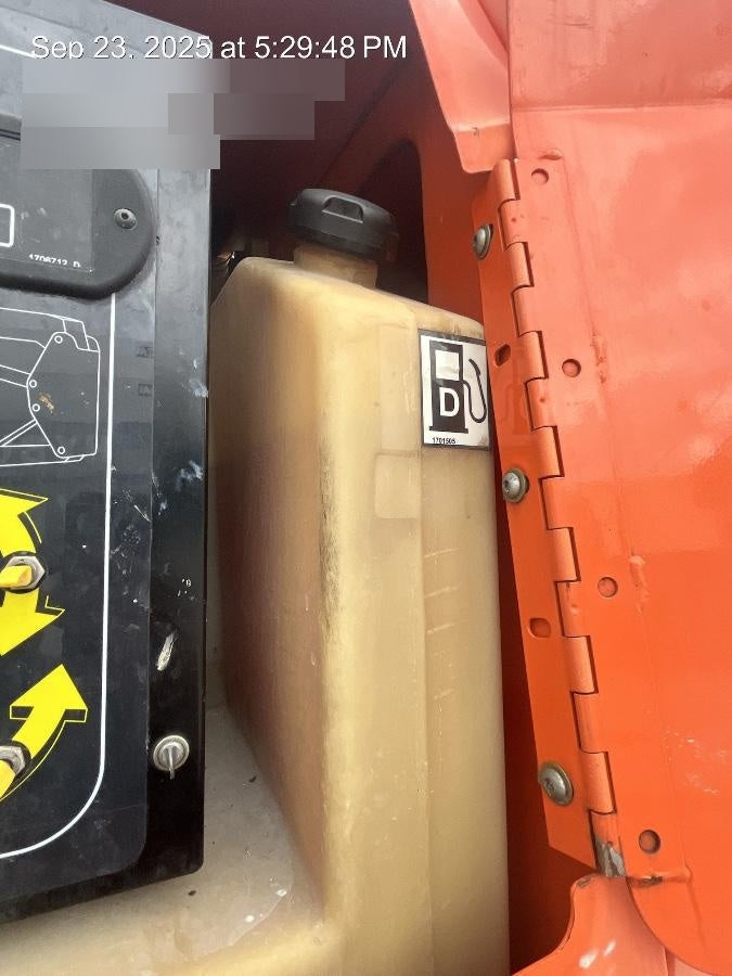 2020 JLG 800AJ