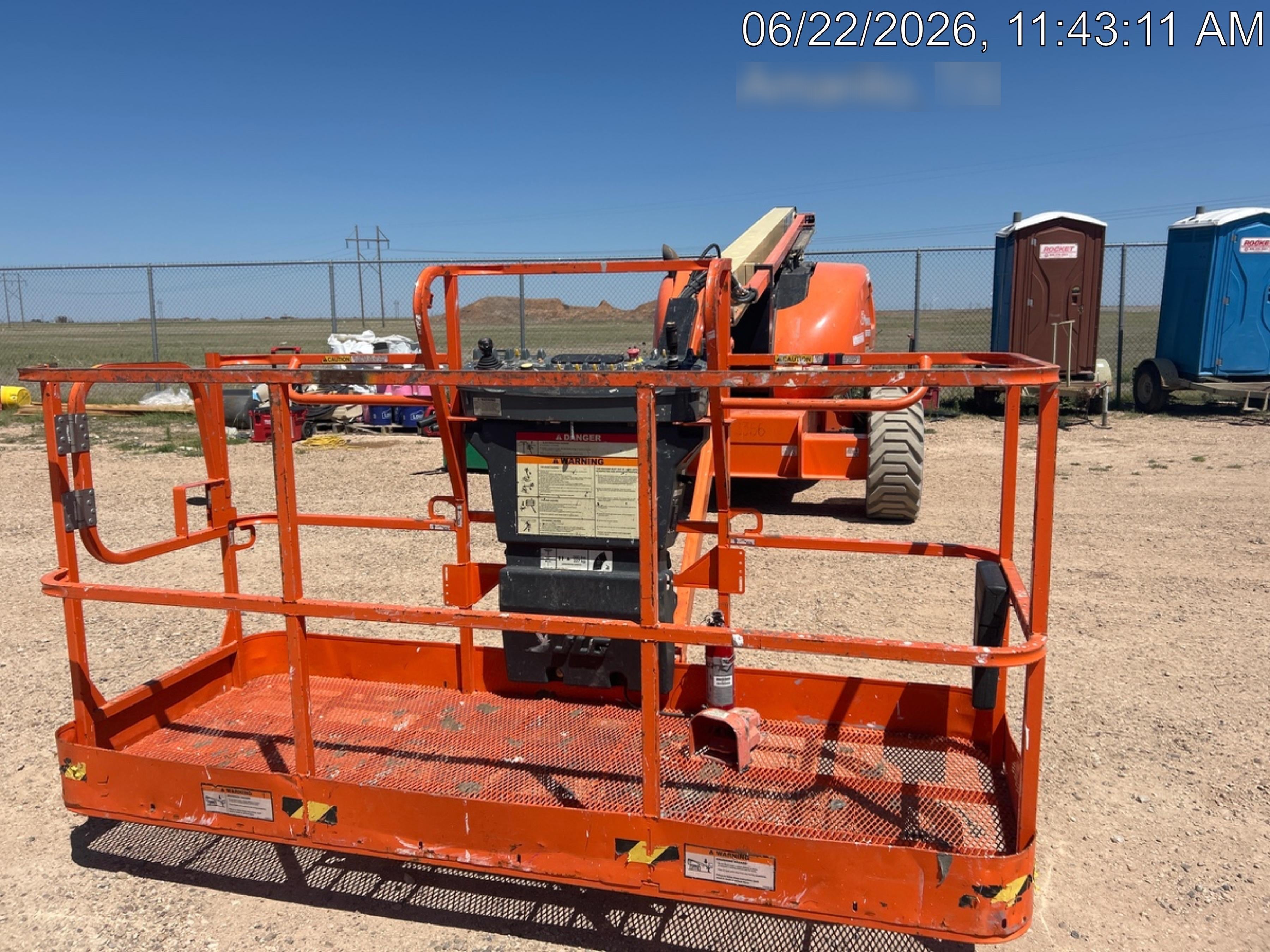 2021 JLG 600AJ