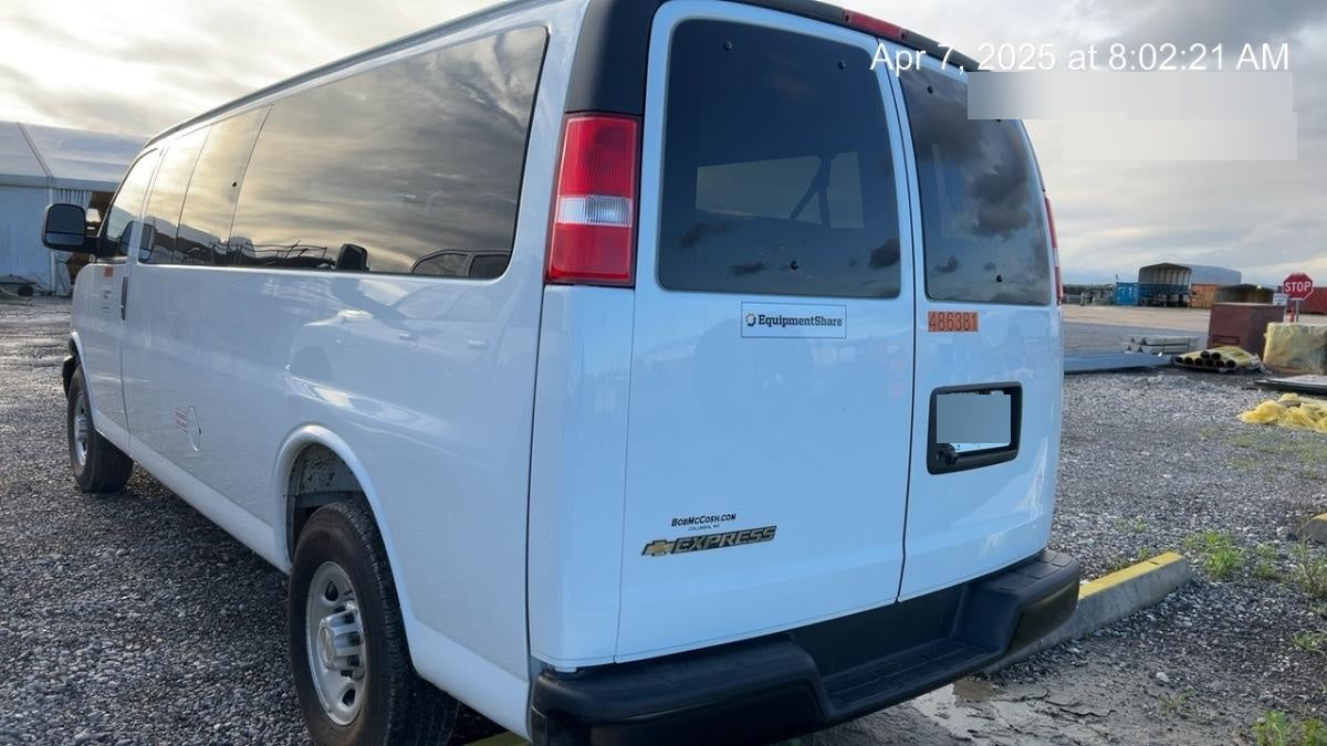 2025 CHEVROLET Express Van - Rental