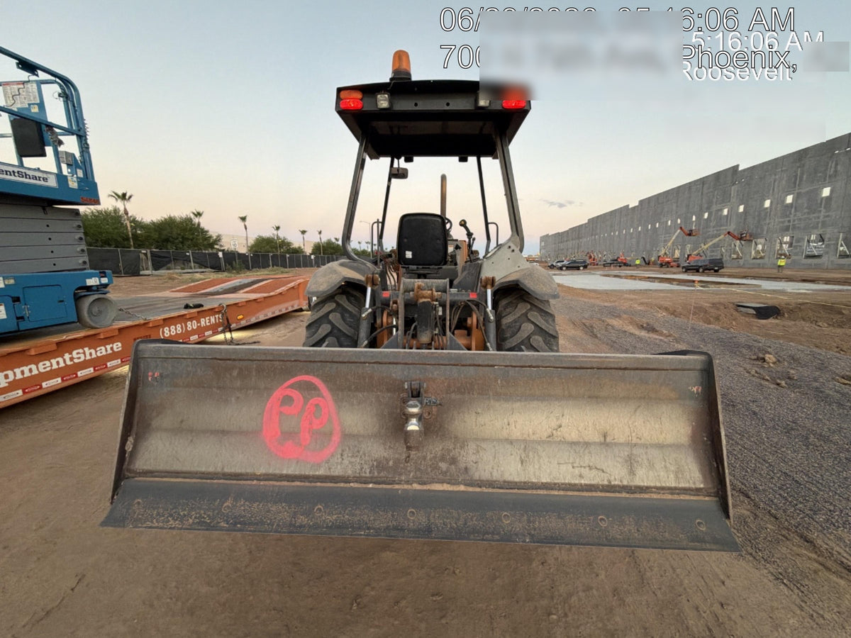 2019 CASE 570N EP