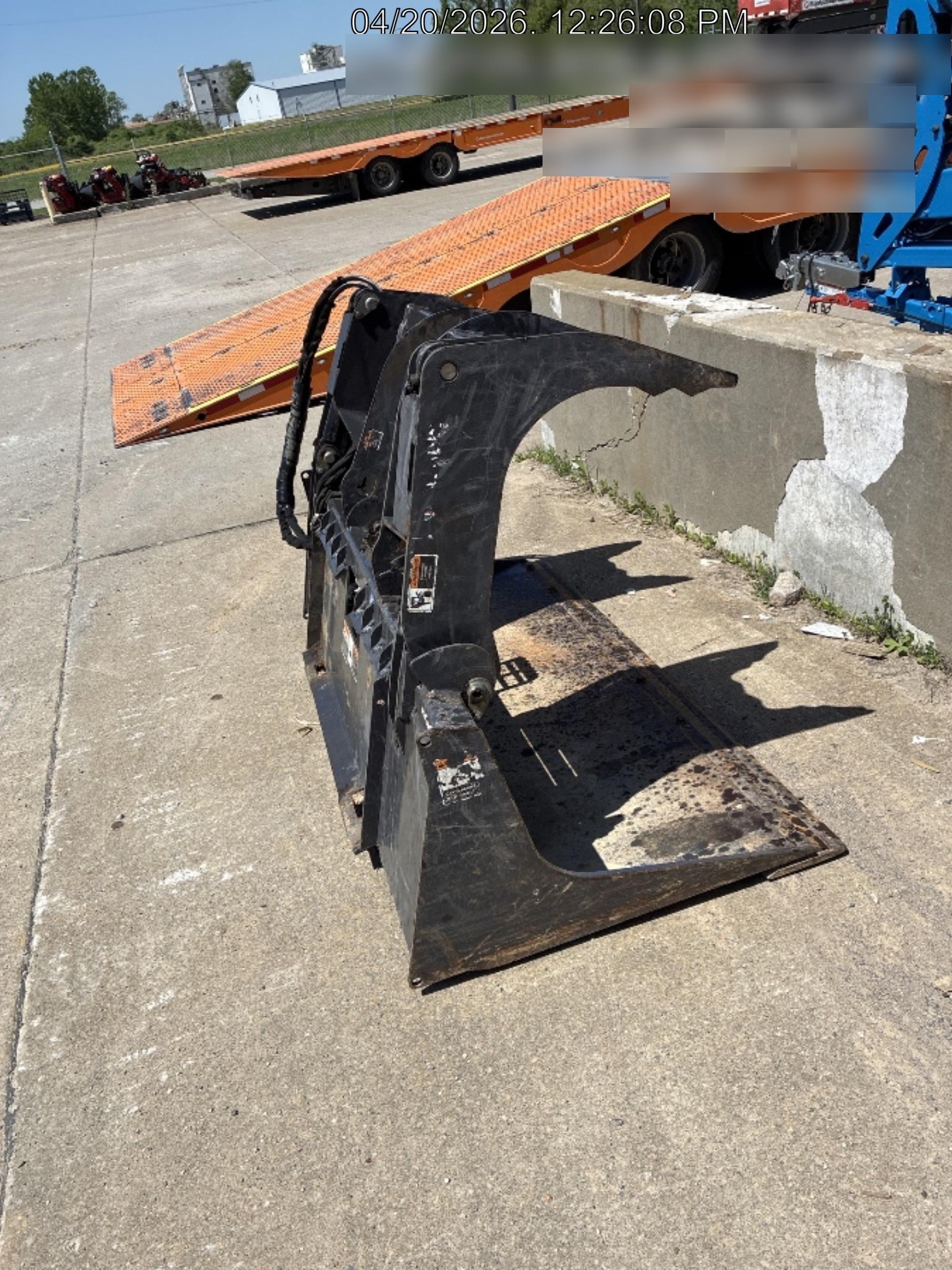 2020 PALADIN 76" Scrap Grapple Bucket - Paladin