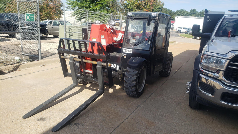 2022 MANITOU MTA5519