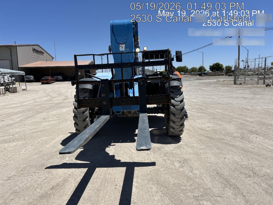 2018 Genie GTH-844 Genie GTH-844 w/Open ROPS, Solid Tires, beacon/work lights, 60" carriage/forks