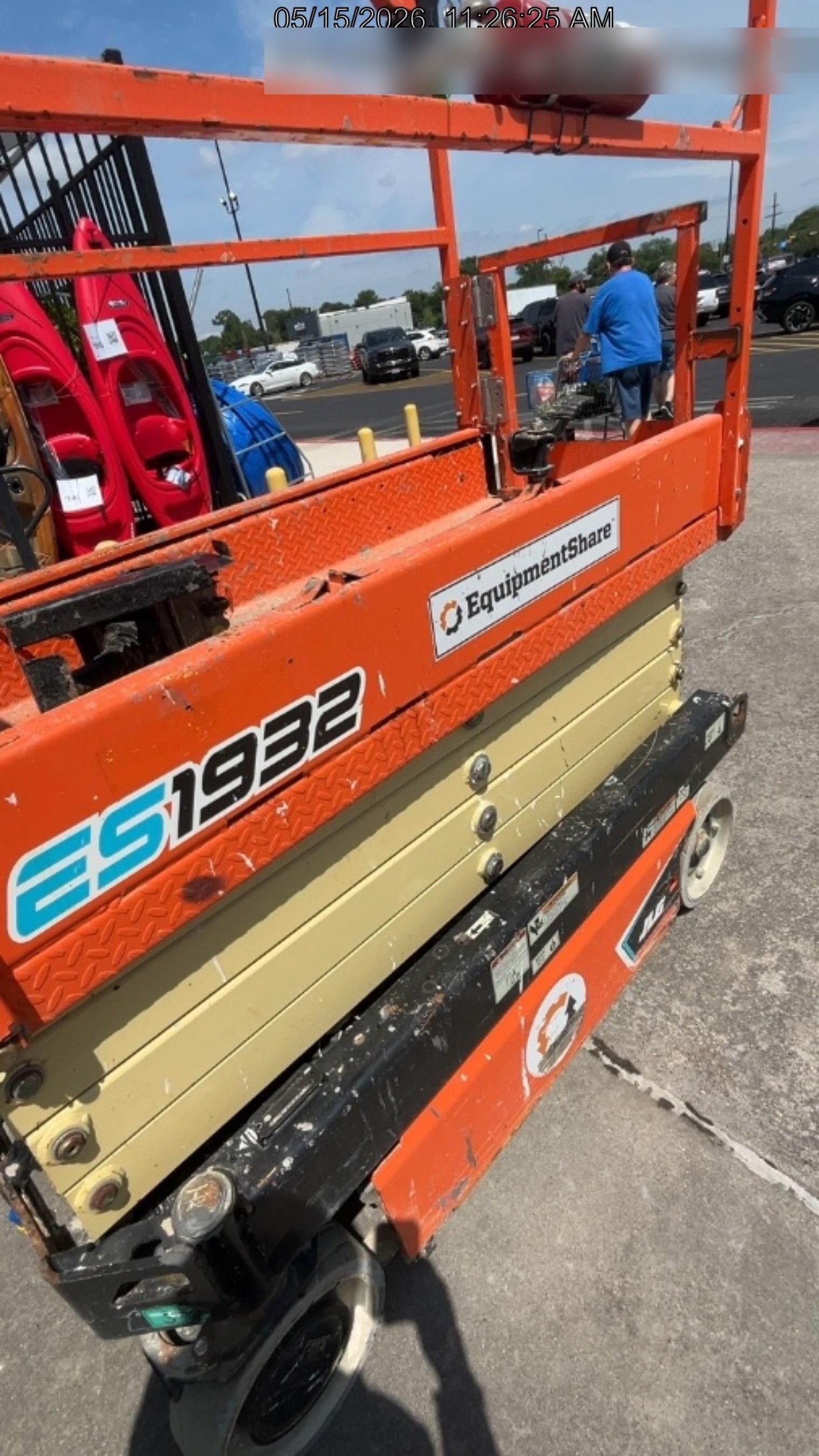 2021 JLG ES1932