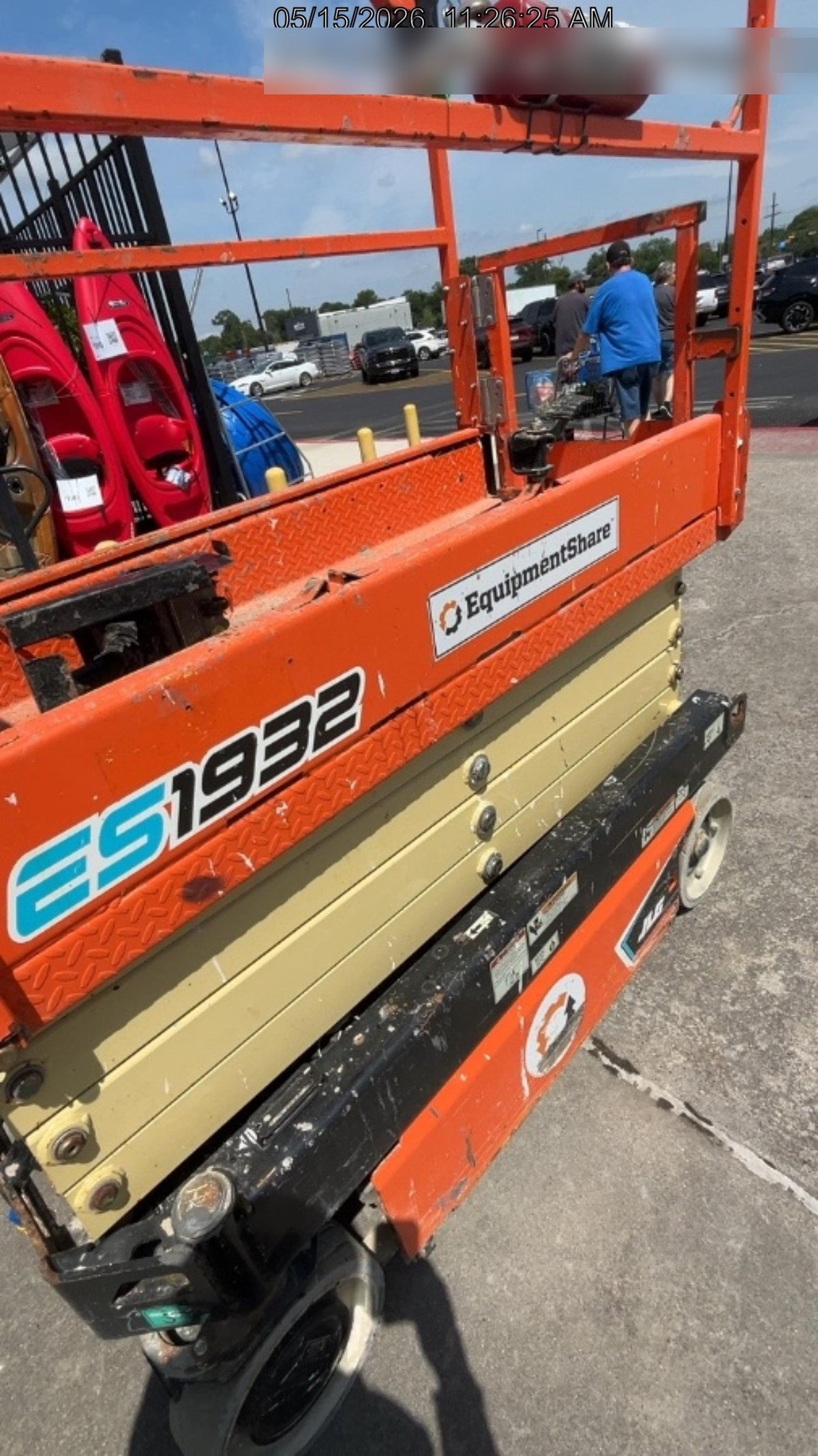 2021 JLG ES1932