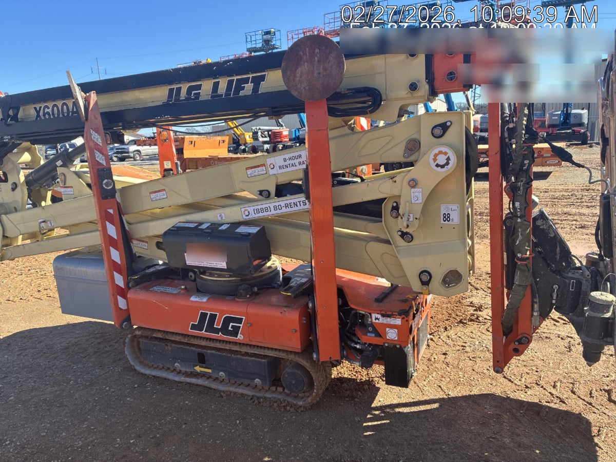 2021 JLG X600AJ