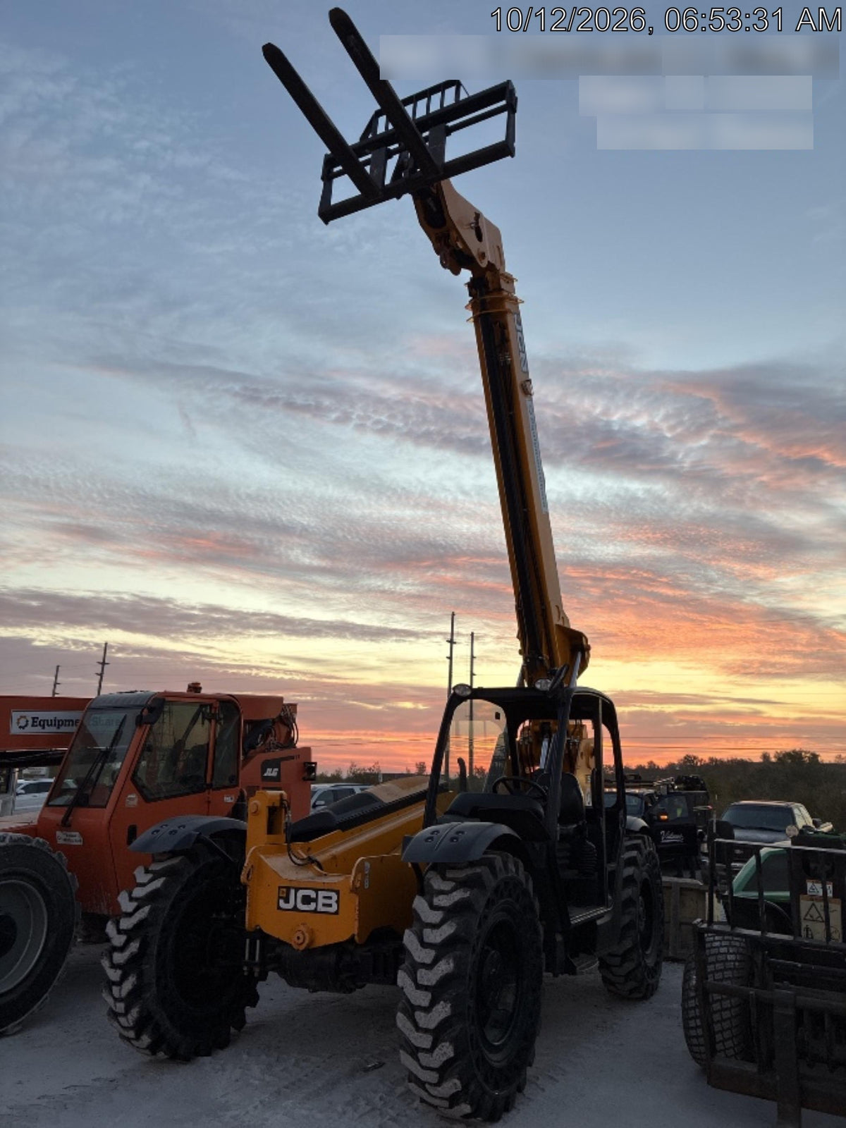 2020 JCB 509-42 Canopy, Solid Tires, Work Lights, Beacon, Aux Hydraulics, Back up Alarm, Lifting Eye, ES Decals
