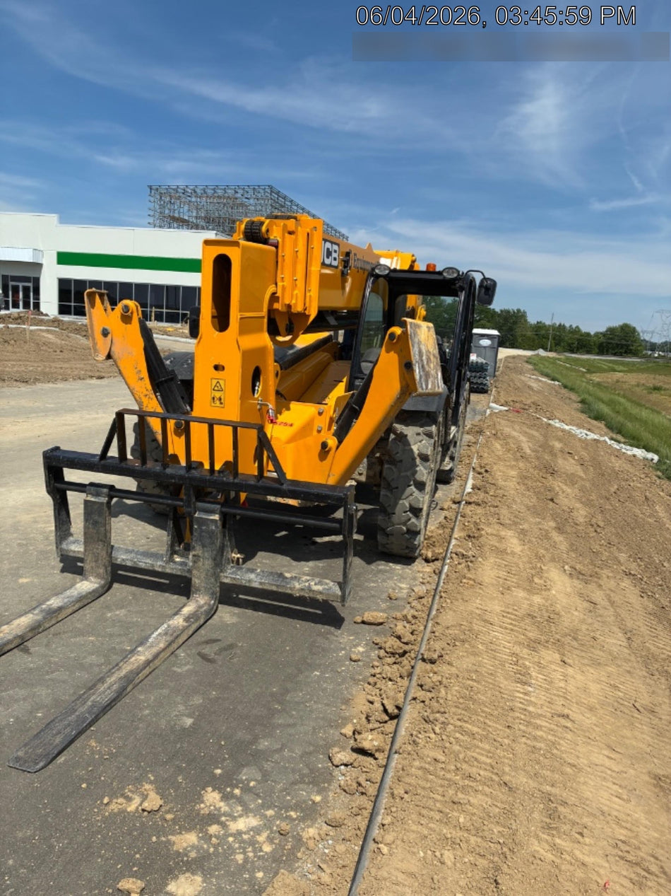 2025 JCB 512-56