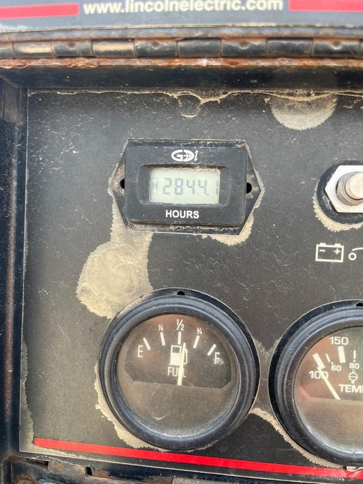 2019 Lincoln Electric Vantage 322 Lincoln Vantage 322 Welder w/Trailer, Light Kit, Cable Rack