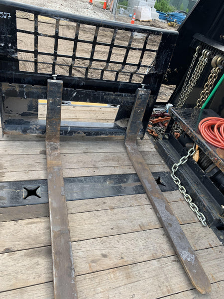 2022 ARROW MATERIAL HANDLING 48" Pallet Forks - Arrow