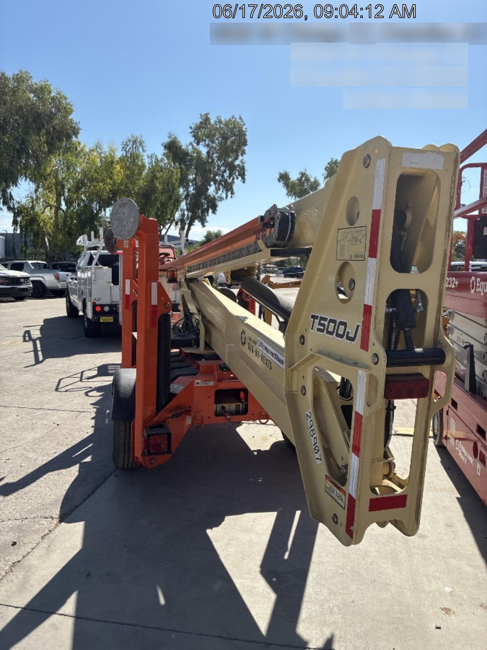 2023 JLG T500J