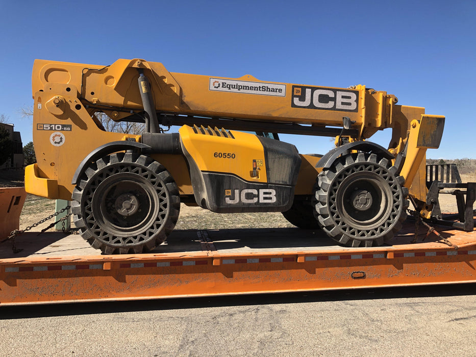 2020 JCB 510-56 Cab/Heat/Air, 74 HP, Solid Tires, STD Worklight, Beacon, Aux Hydraulics, Lifting Eye, Back up Alarm w/66" Carriage/60" Forks