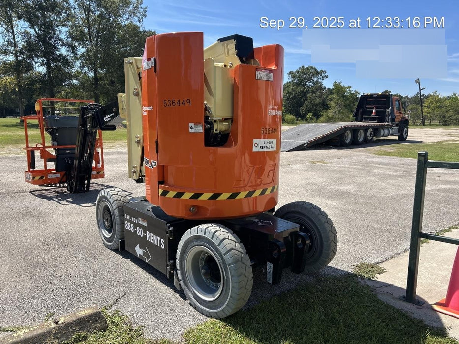 2025 JLG E300AJP