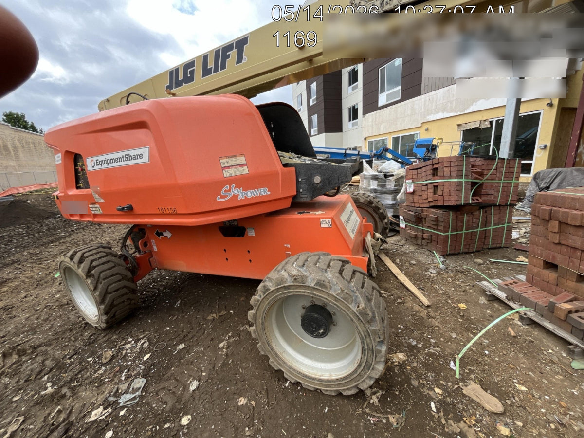2021 JLG 660SJ