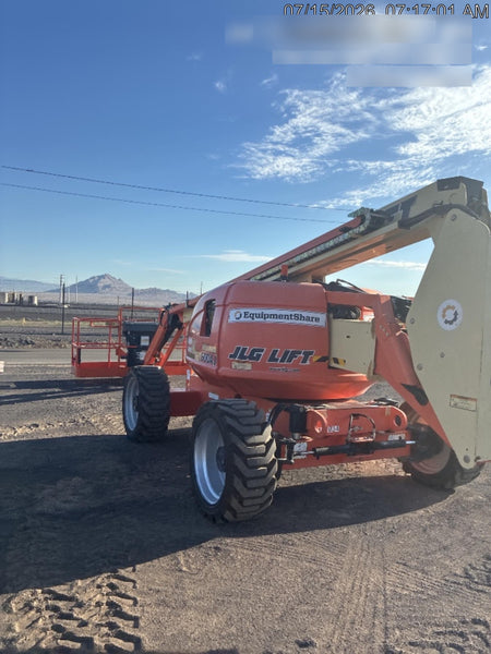 2021 JLG 600AJ