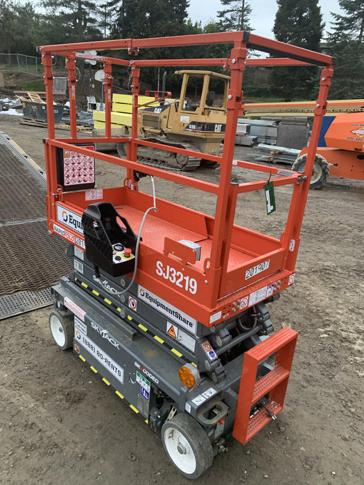 2021 SKYJACK SJ3219