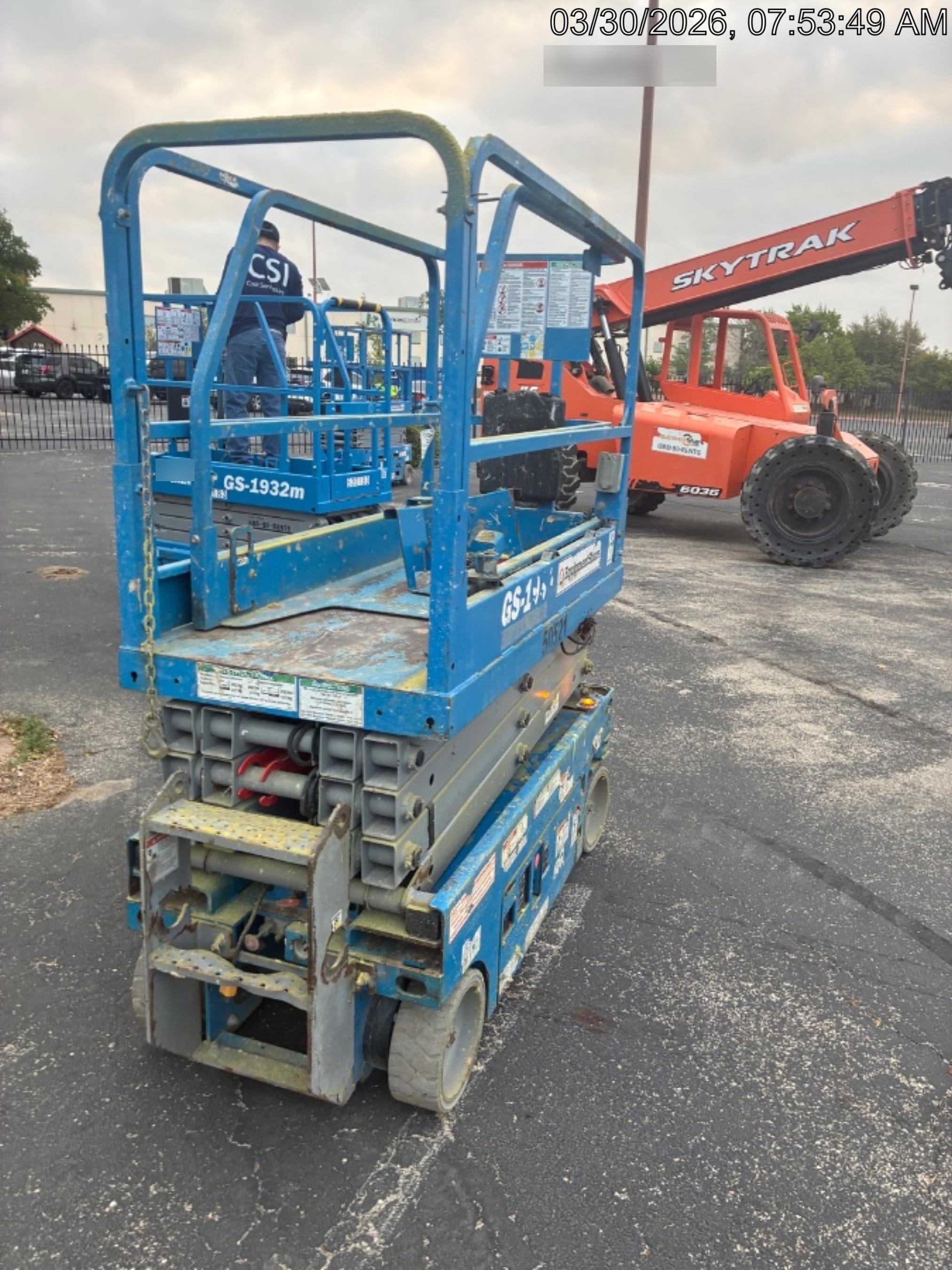 2019 Genie GS-1930 Fixed Rails with Chain Entry