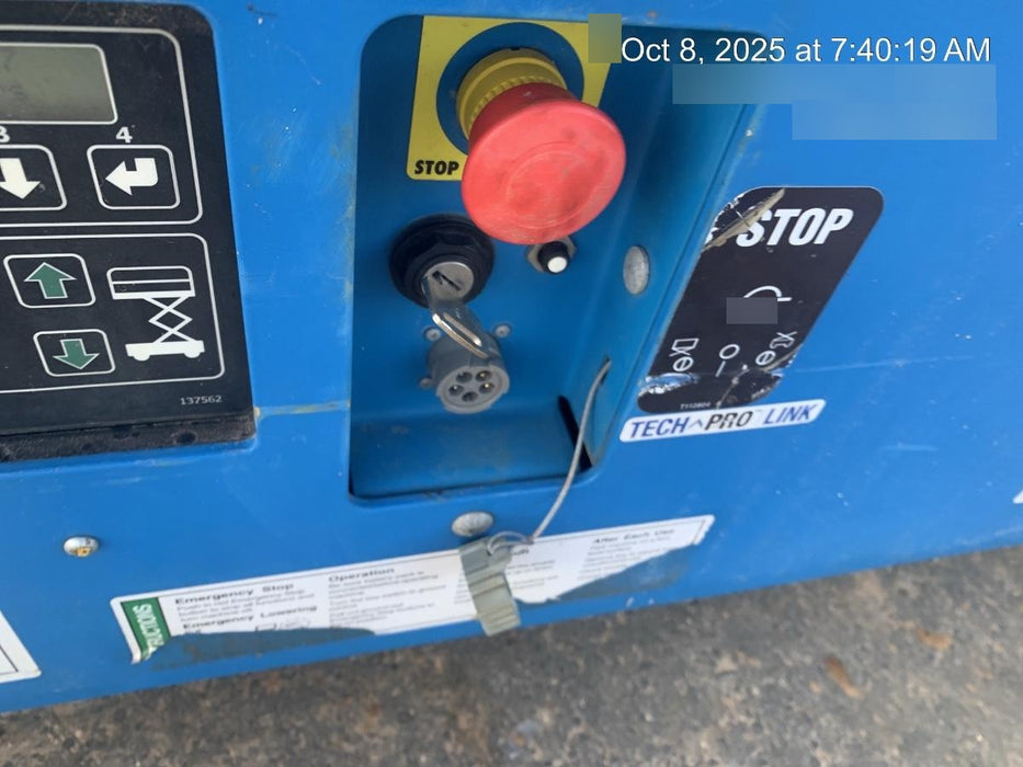 2019 Genie GS-4047 Folding rails with half height swing gate