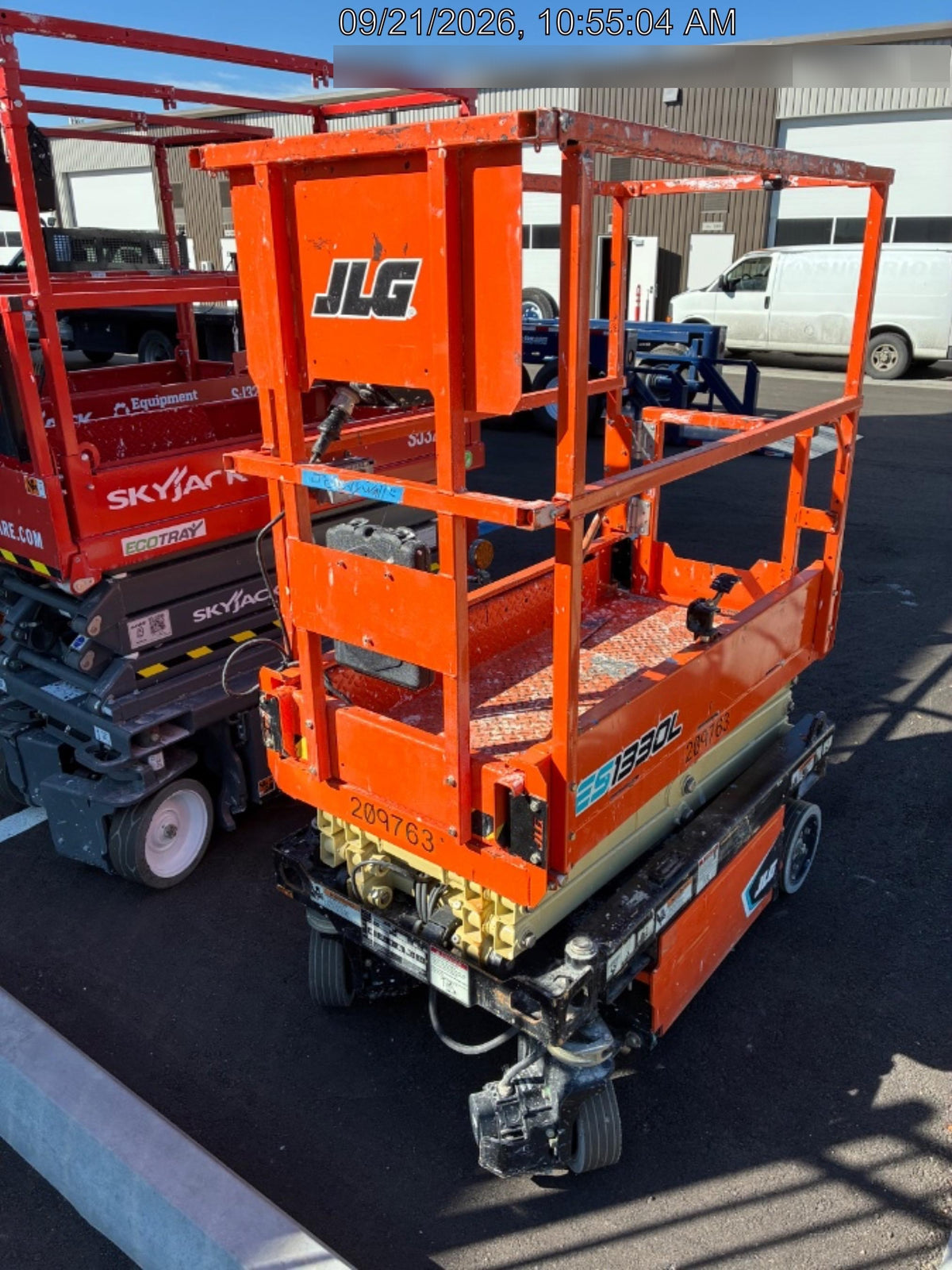 2022 JLG ES1330L