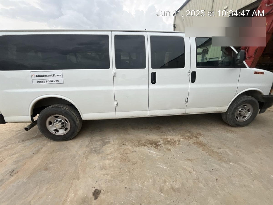2023 CHEVROLET Express Van - Rental