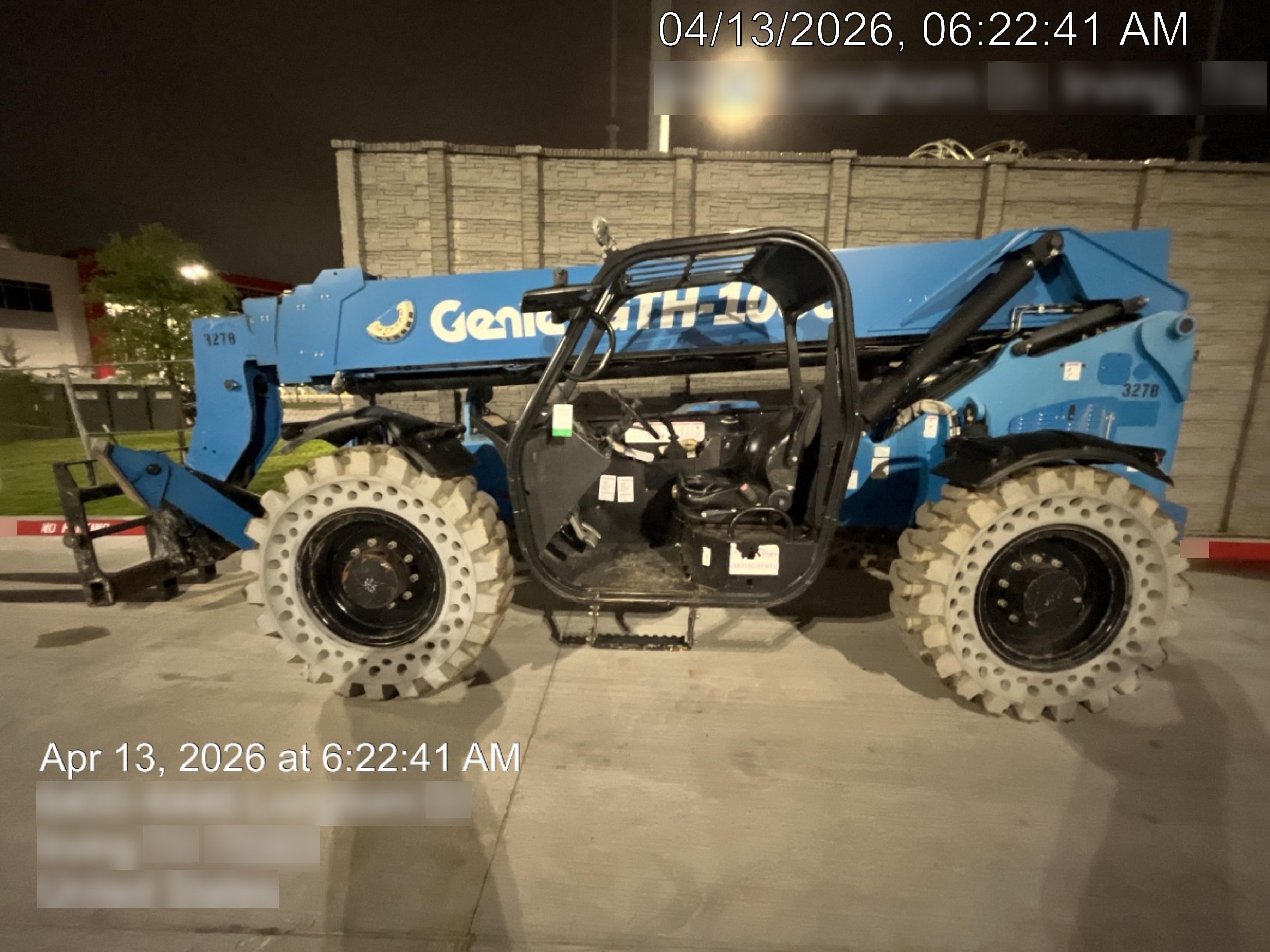 2017 Genie GTH-1056 Solid Tires, 60" carriage, Light Kit, Open ROPS