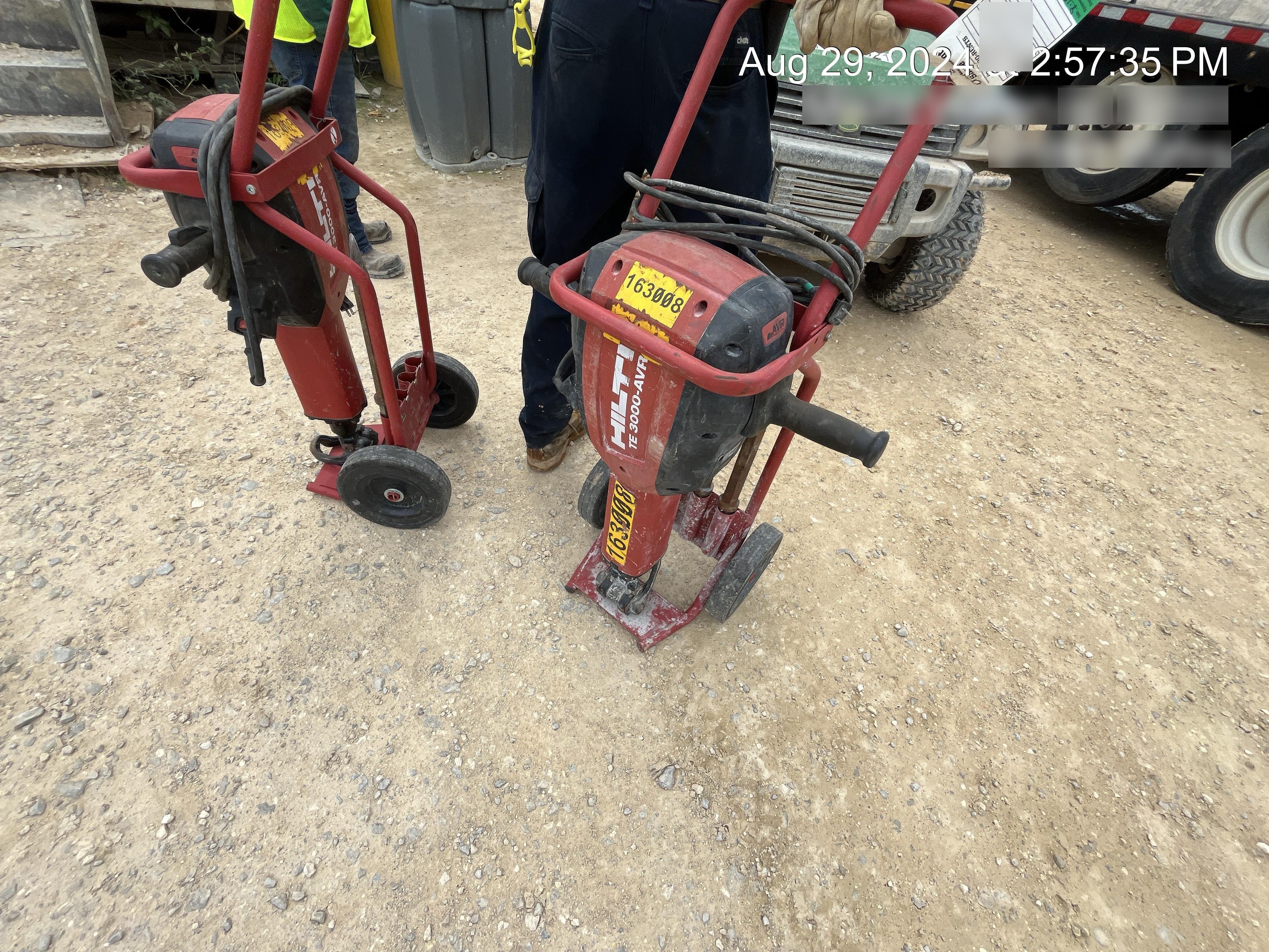 2021 HILTI TE 3000-AVR