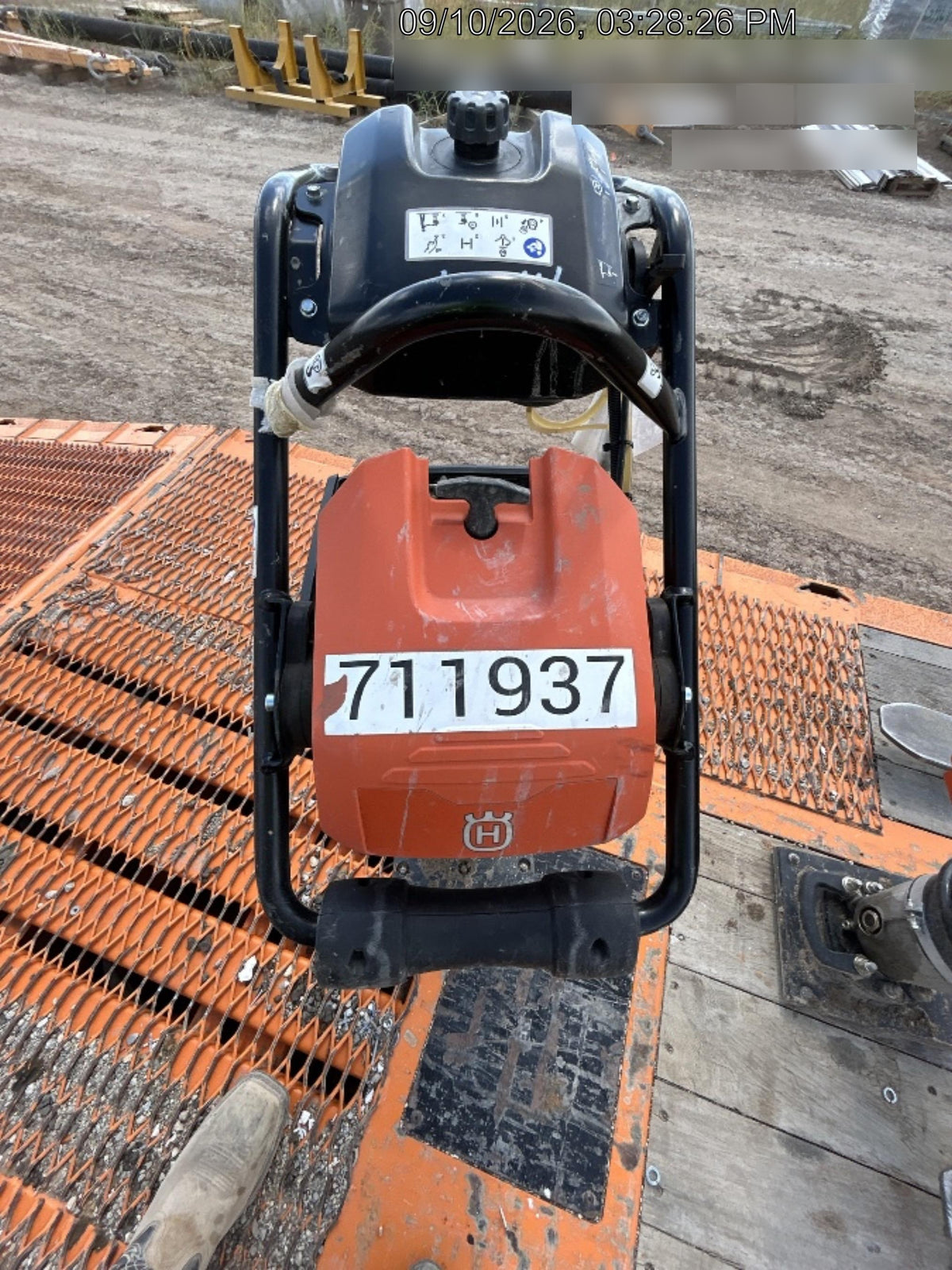 2026 HUSQVARNA LT6005
