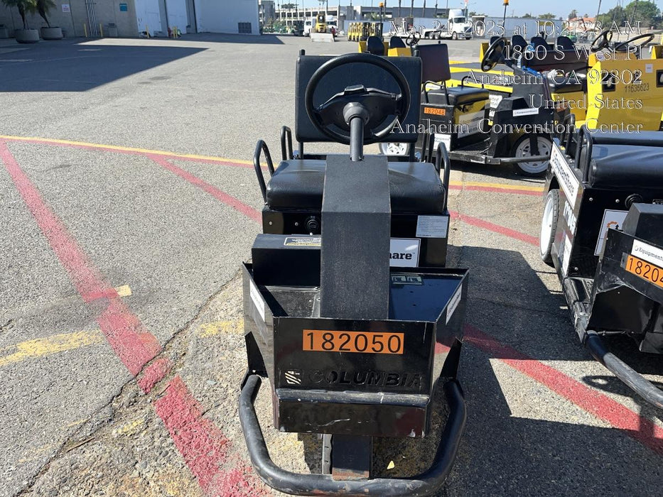 2021 Expeditor Expeditor 3 wheel Expeditor, Steering Wheel, Solid Non marketing tires, Ball Hitch, Front bumper, Painted Black