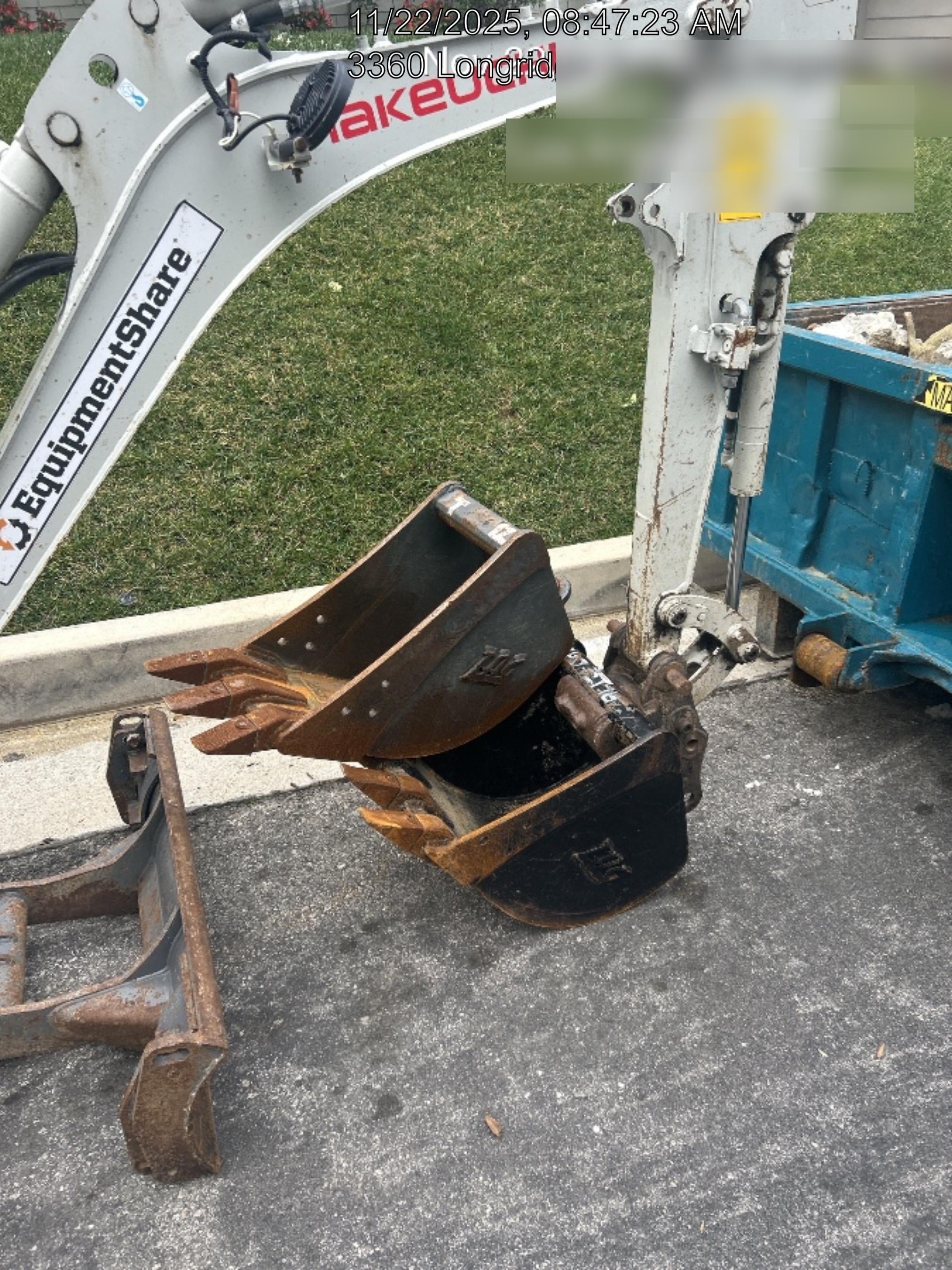 2021 TAKEUCHI TB216R