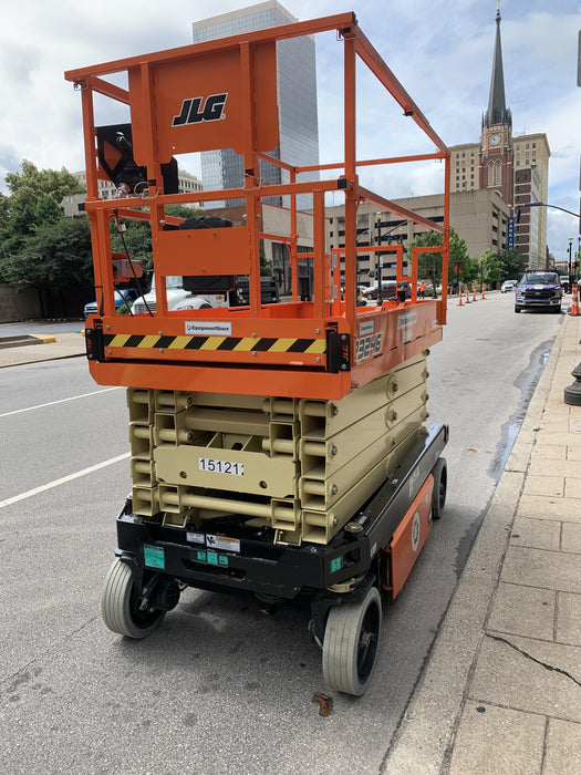 2021 JLG R3246