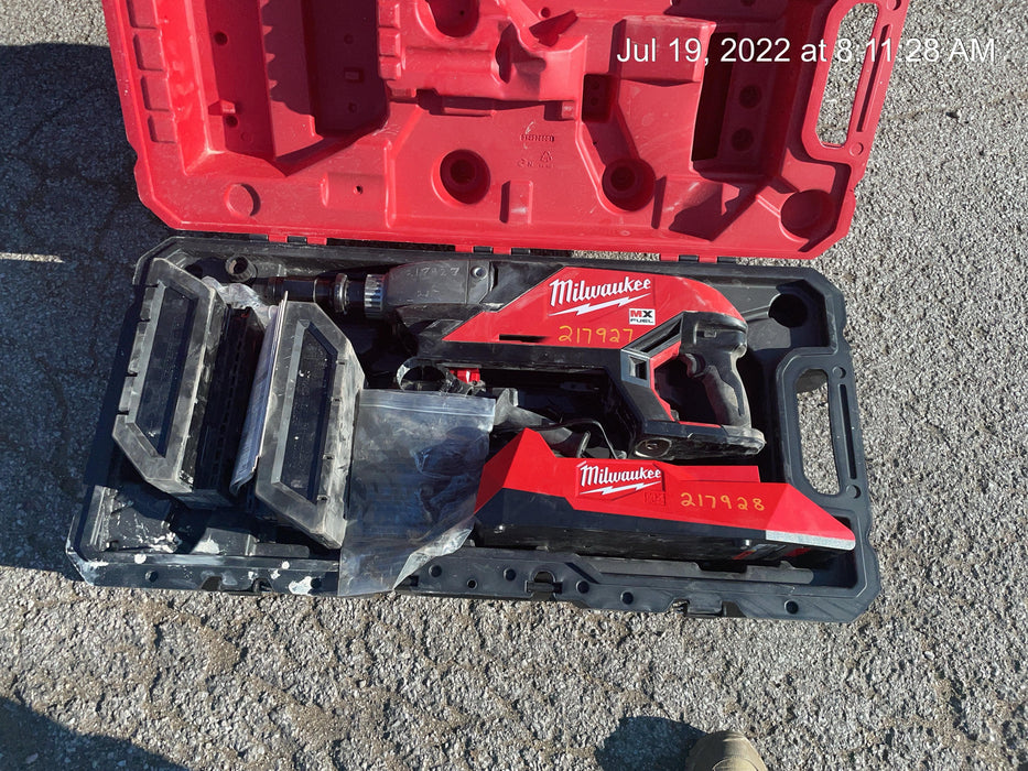 2022 MILWAUKEE MXF301-2CXS