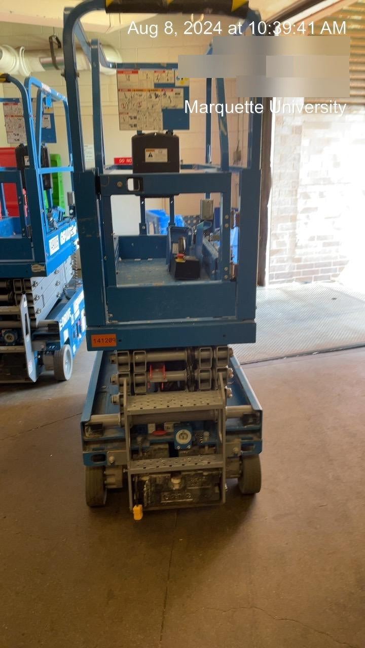2021 GENIE GS-1330m